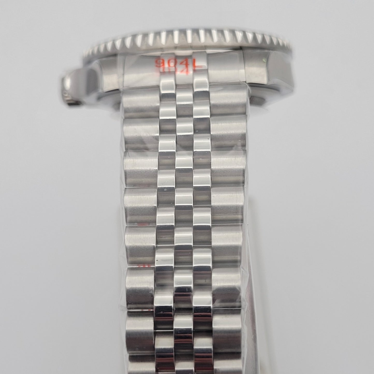 8029528
