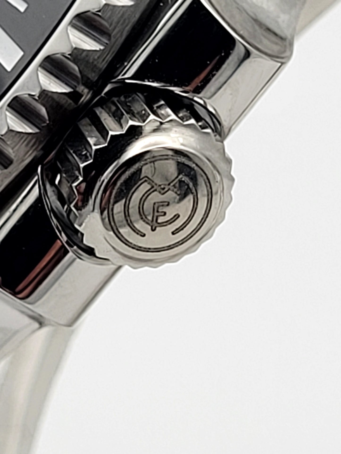 Real Madrid CF Club de Futbol Seiko TMI NH35 Automatic Movement Watch 100m Sapphire Glass Football