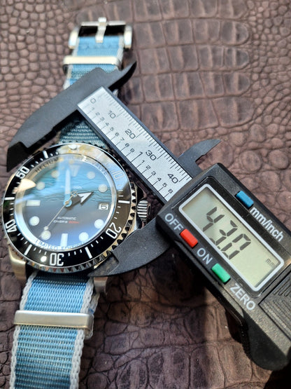 Automatic Diver Watch 200m Poseidon Sapphire Blue Dial Steel Military Strap UK16