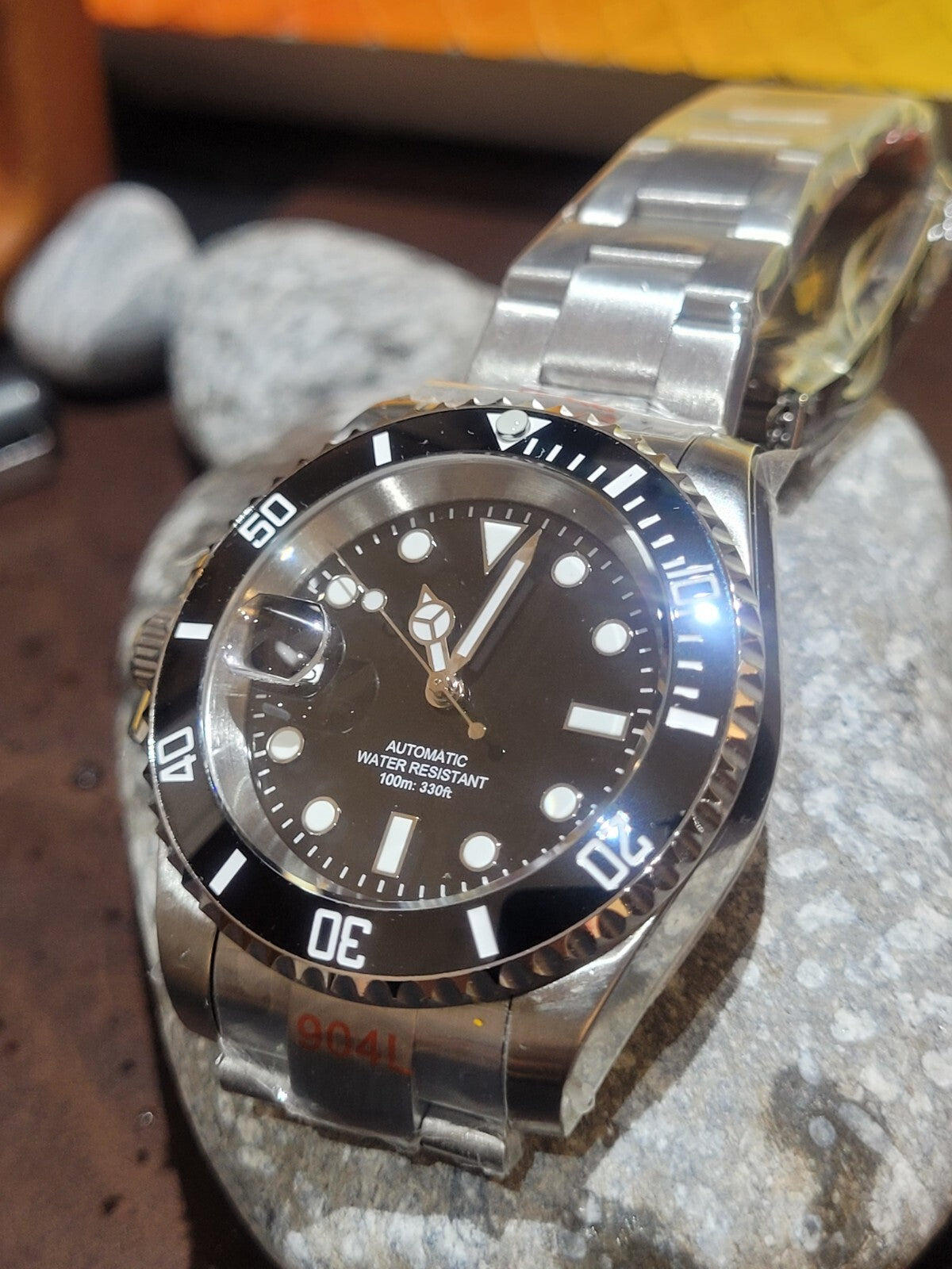 New LEFT Handed Automatic Movement Divers Watch Black NH35 Seiko TMI 10atm WR5
