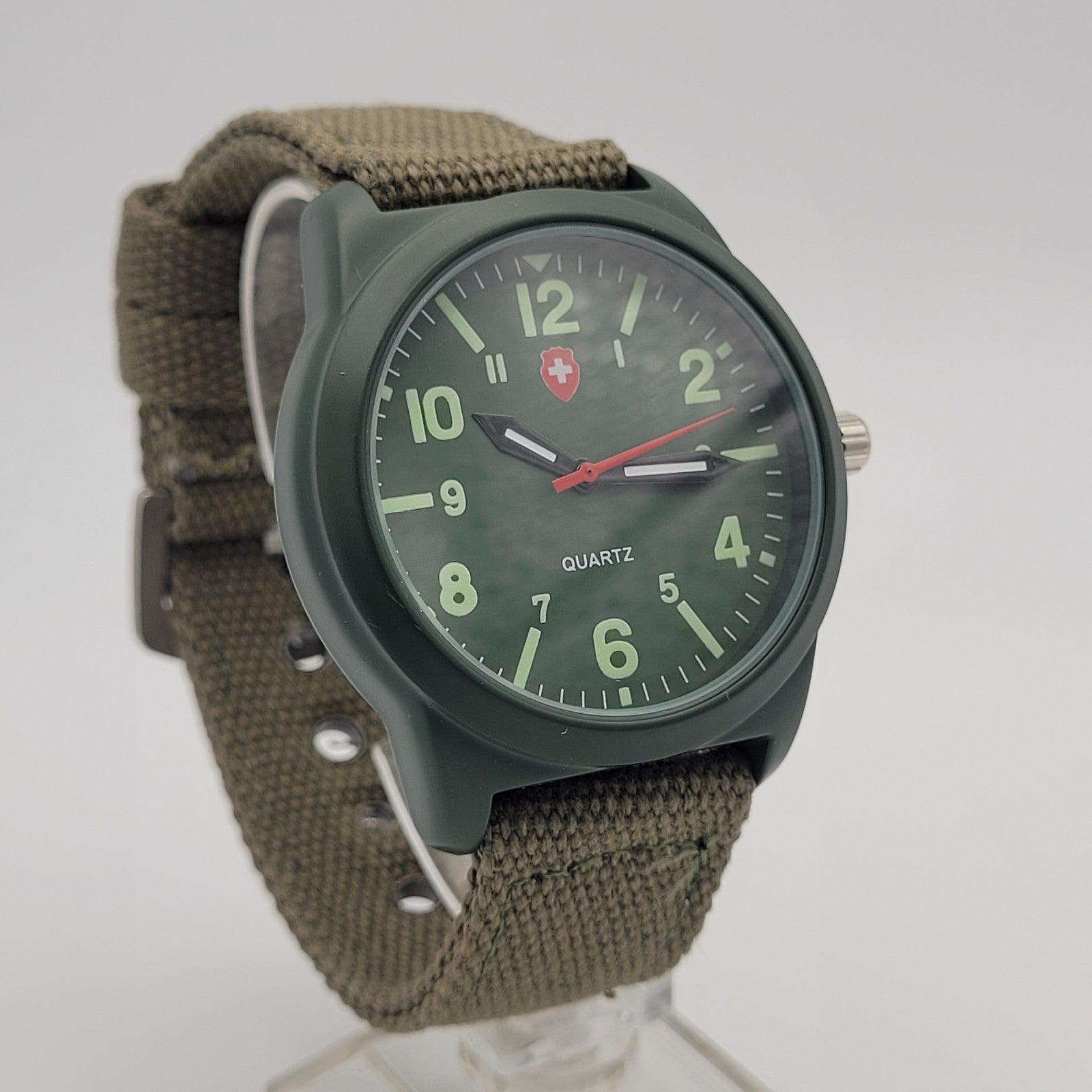 Rough And Tough 43mm Pilot Field Army Watch 3ATM WR Green Canvas Strap.7