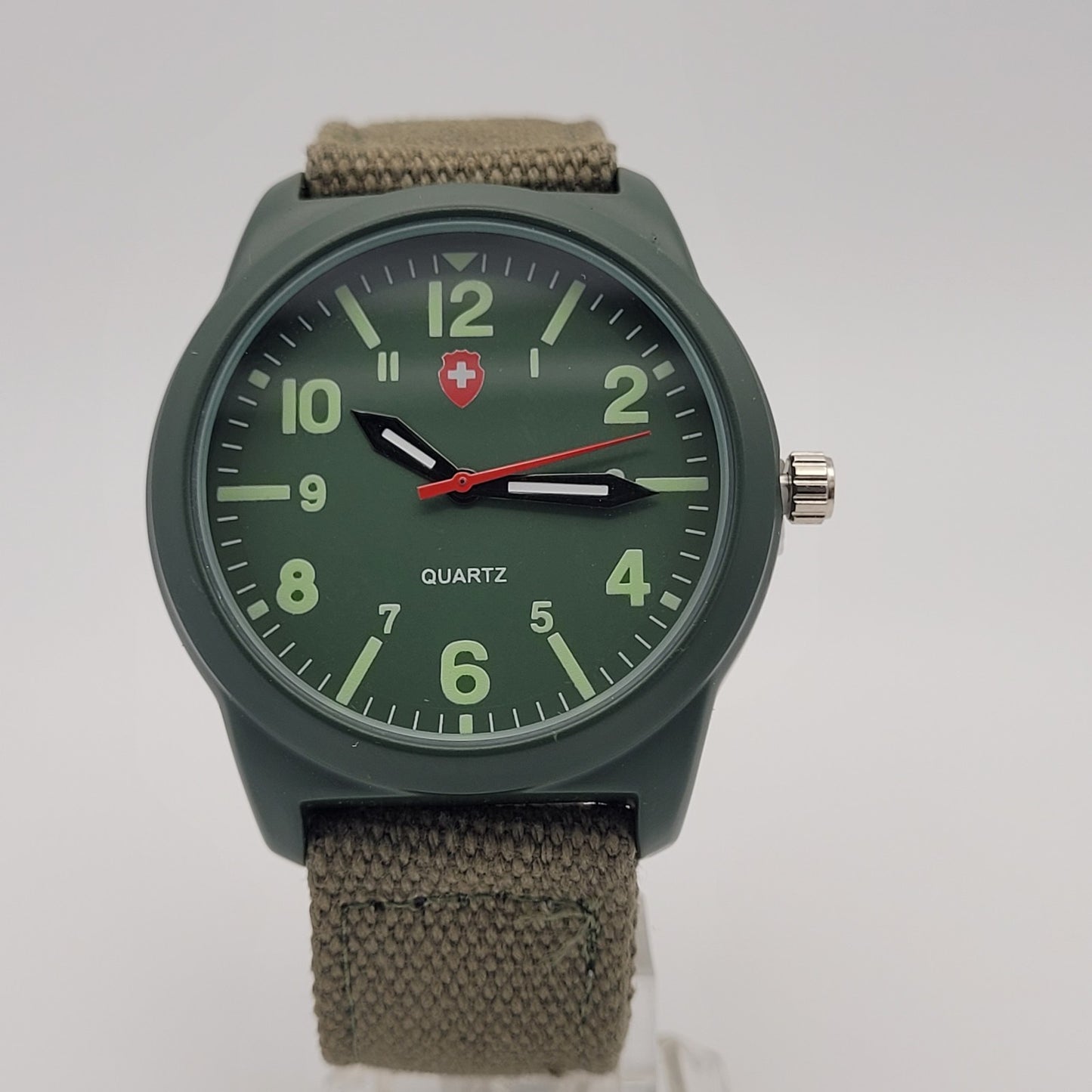 Rough And Tough 43mm Pilot Field Army Watch 3ATM WR Green Canvas Strap.6