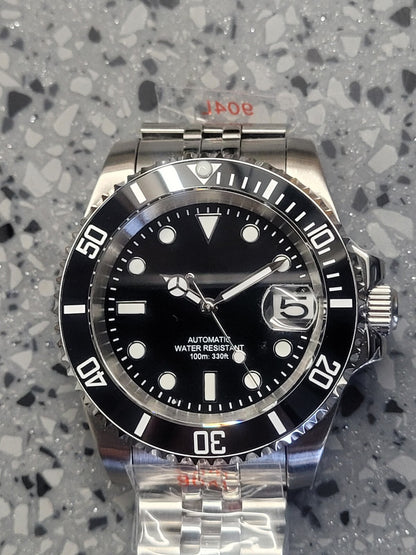 Automatic Black Divers Luxury Watch. Seiko TMI NH35 Movement  100m WR5