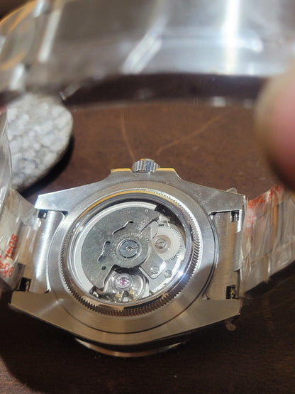 New LEFT Handed Automatic Movement Divers Watch Black NH35 Seiko TMI 10atm WR6