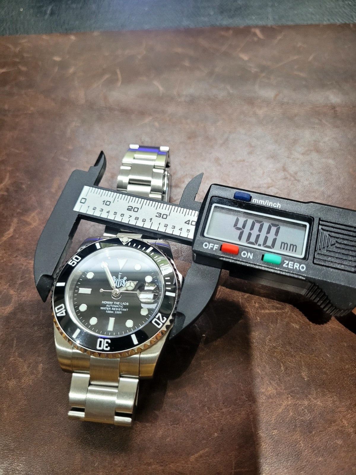 Newcastle United NUFC Football 'Howay the Lads', Seiko TMI NH35 Auto Movt Watch.12