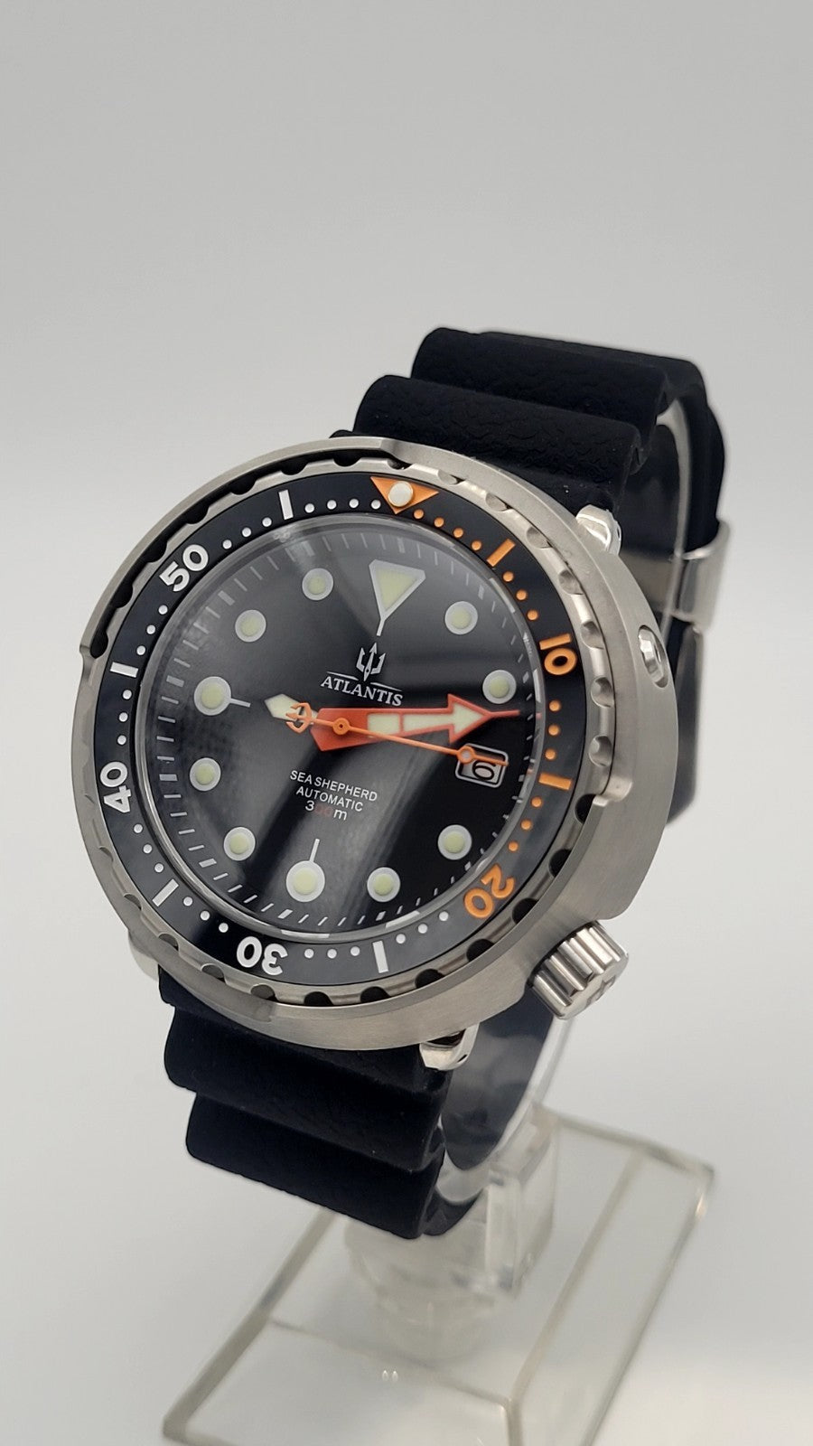 BNIB Atlantis Automatic Divers Watch 300m Black Dial Tuna Sapphire Ceramic 6