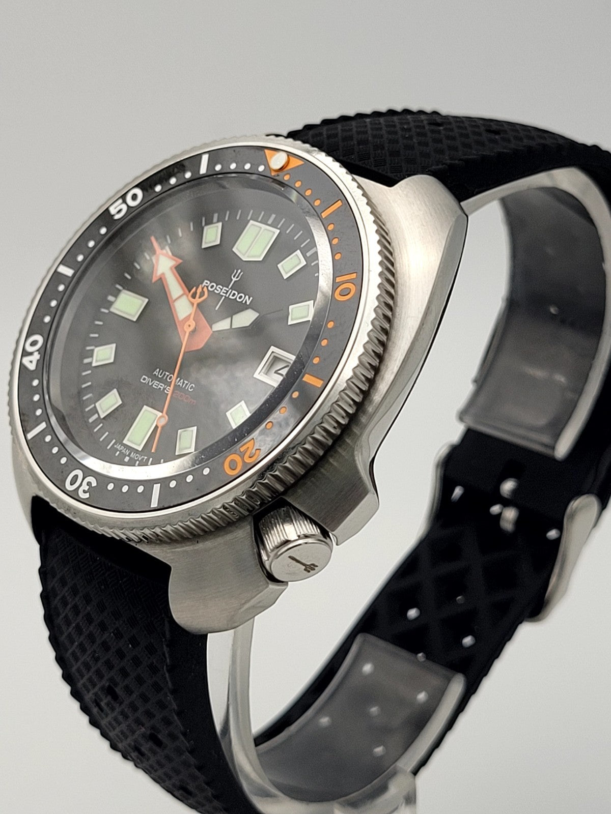 New Automatic Dive Watch NH35 Sapphire 200m Black Orange Pro Diver Mens Watch7