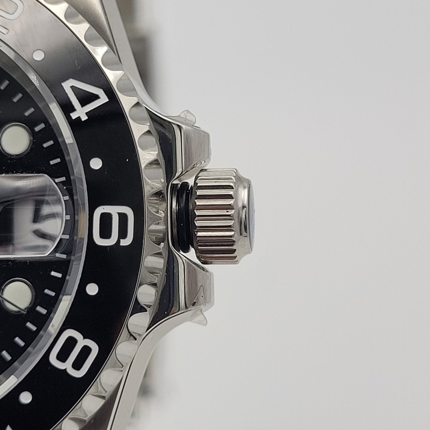 BNIB Automatic Black Sub Divers Watch. Seiko TMI NH35 Japanese Movement  100m9
