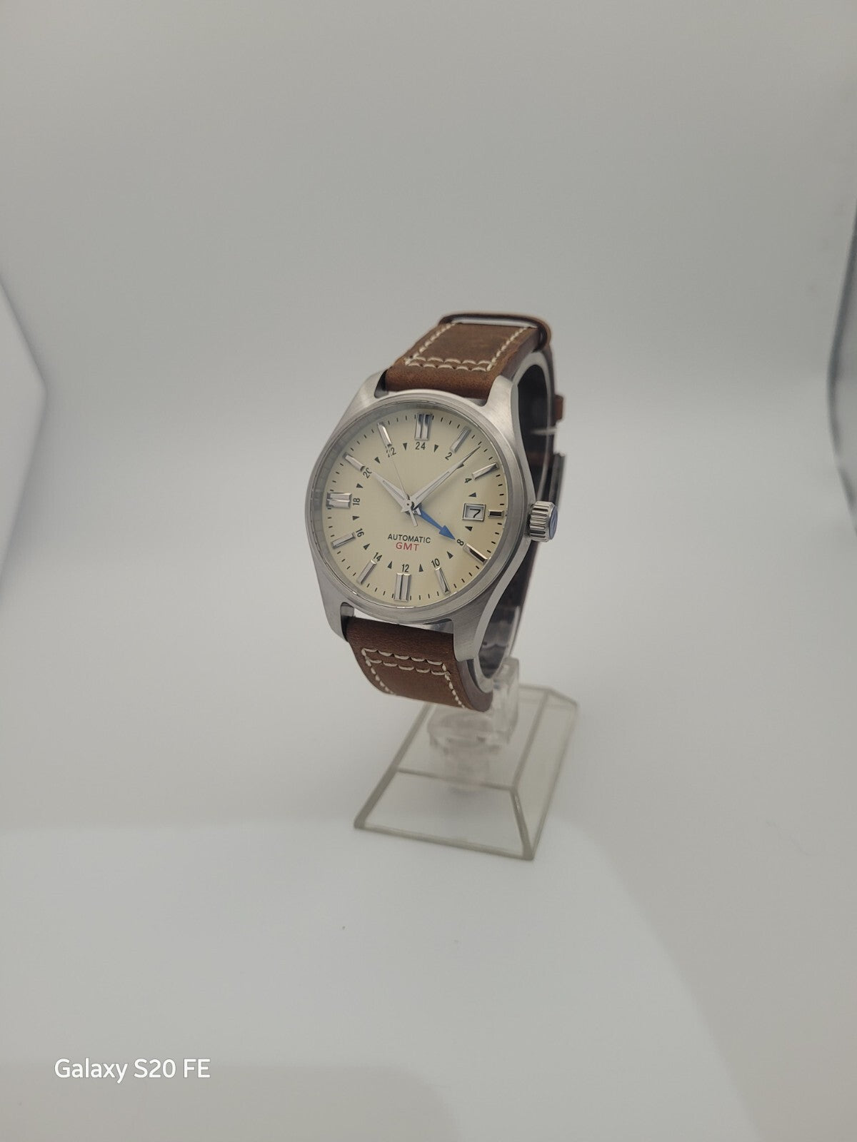 Automatic GMT Dual Time Watch Sapphire Steel Case Leather Strap Date 200m16
