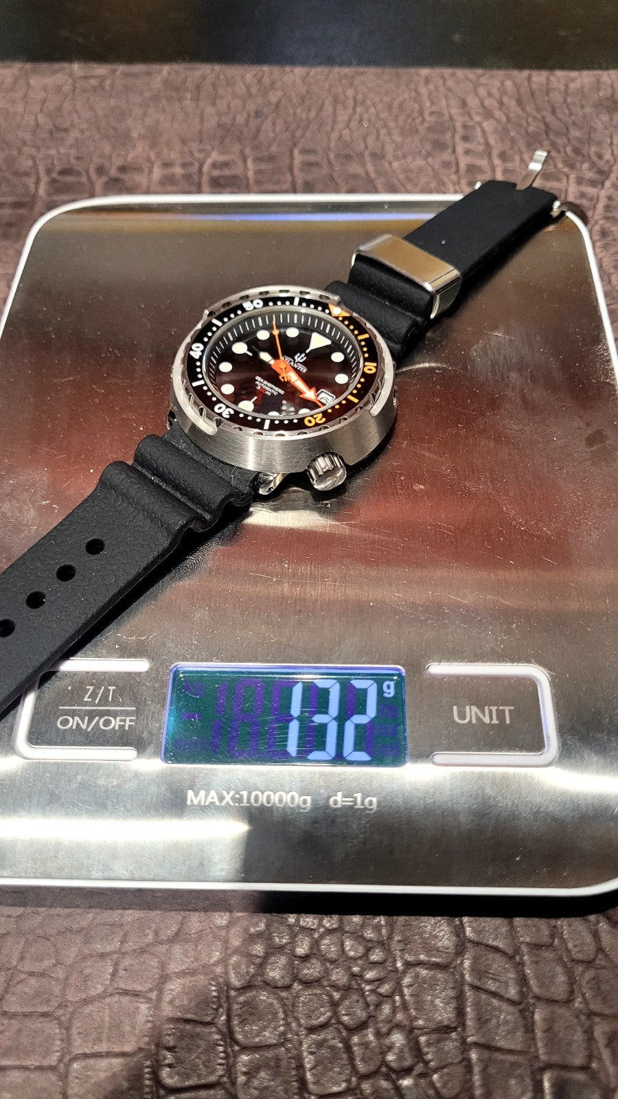 BNIB Atlantis Automatic Divers Watch 300m Black Dial Tuna Sapphire Ceramic 17