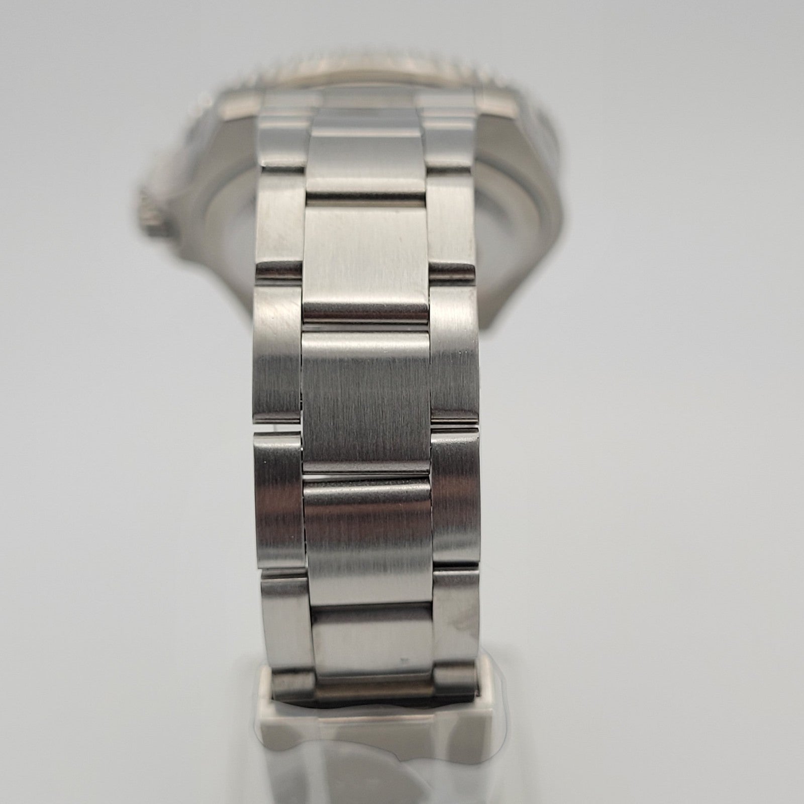 BNIB Automatic Black Sub Divers Watch. Seiko TMI NH35 Japanese Movement  100m3