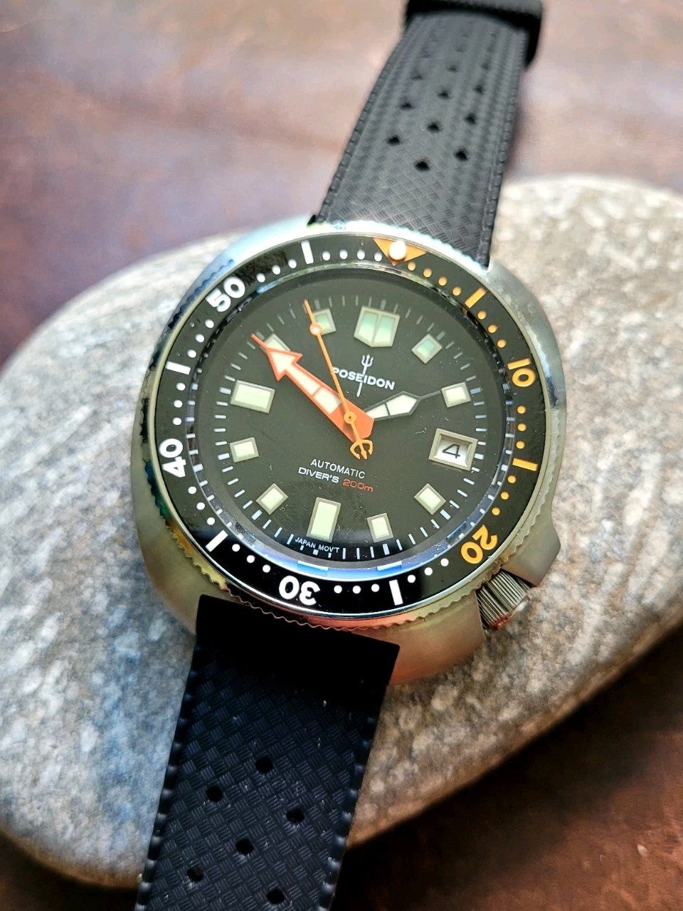 New Automatic Dive Watch NH35 Sapphire 200m Black Orange Pro Diver Mens Watch6