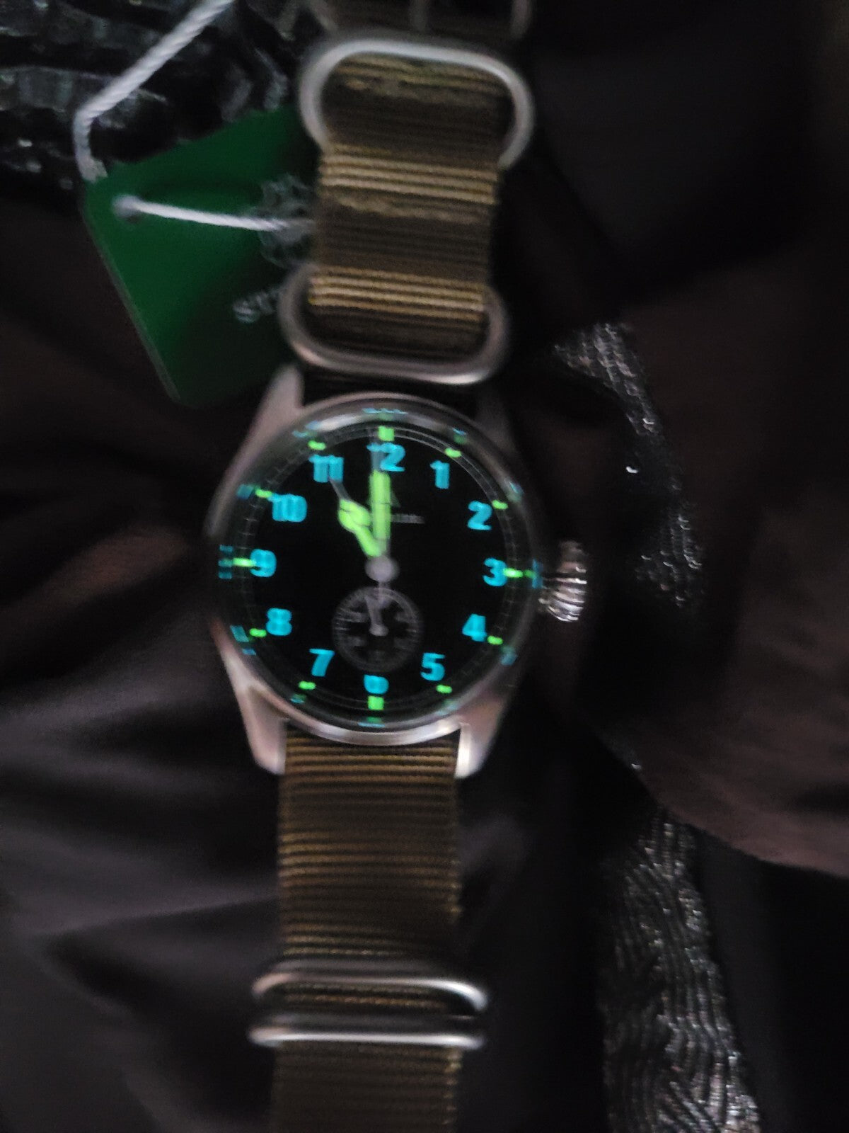 Mens Military Pilots Watch. 200M. 24HR Indicator. VH60 Japan Movt. Choice Strap.18