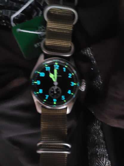Mens Military Pilots Watch. 200M. 24HR Indicator. VH60 Japan Movt. Choice Strap.18