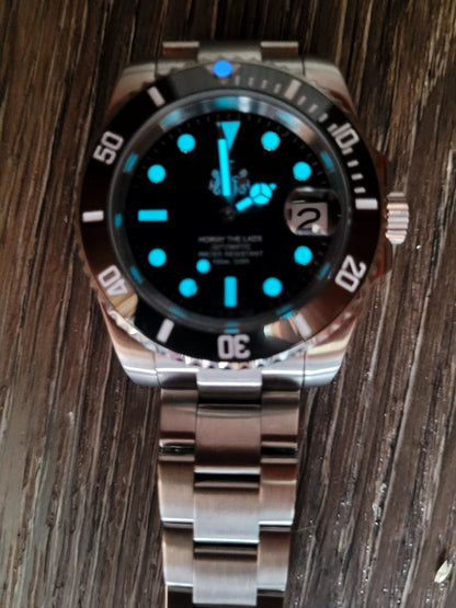 Newcastle United NUFC Football 'Howay the Lads', Seiko TMI NH35 Auto Movt Watch.15