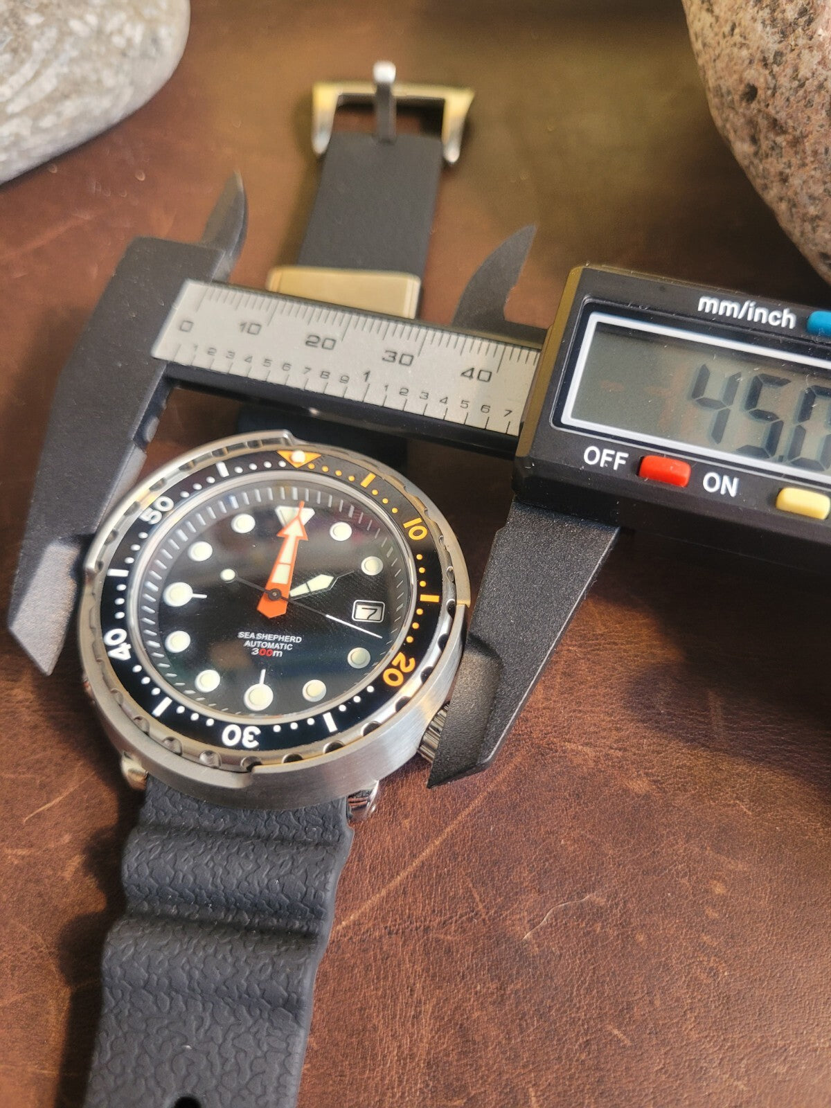 Automatic Black 'Tuna' Divers Watch 30ATM WR (SEIKO TMI) NH35 Japan Movt15