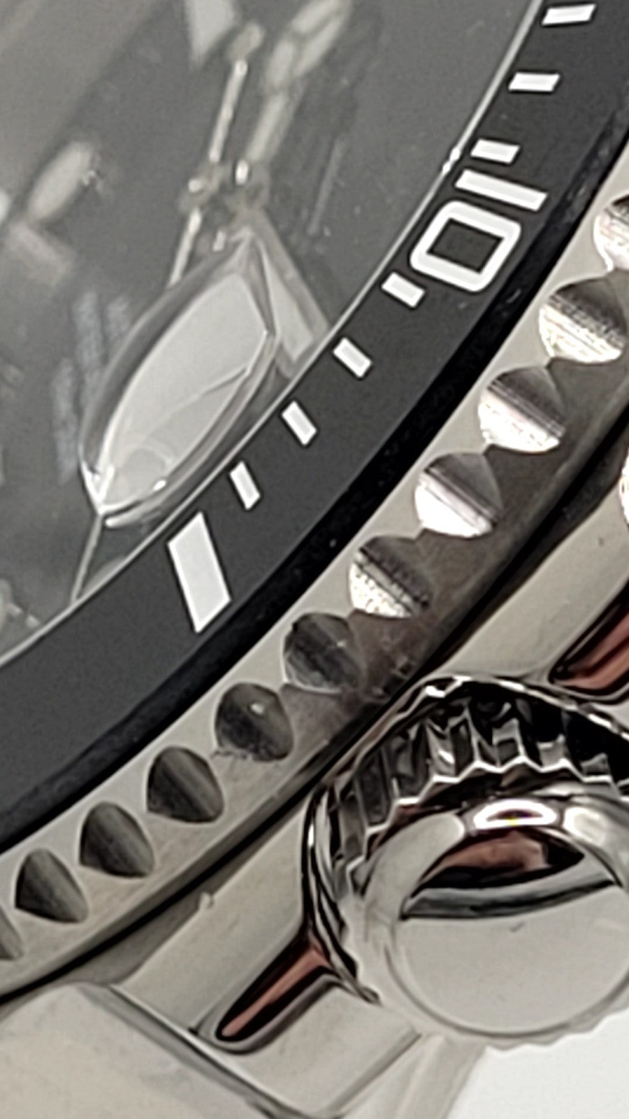 Automatic Mens Watch Black Dial Steel Bracelet Luminous Date 100m Diver16