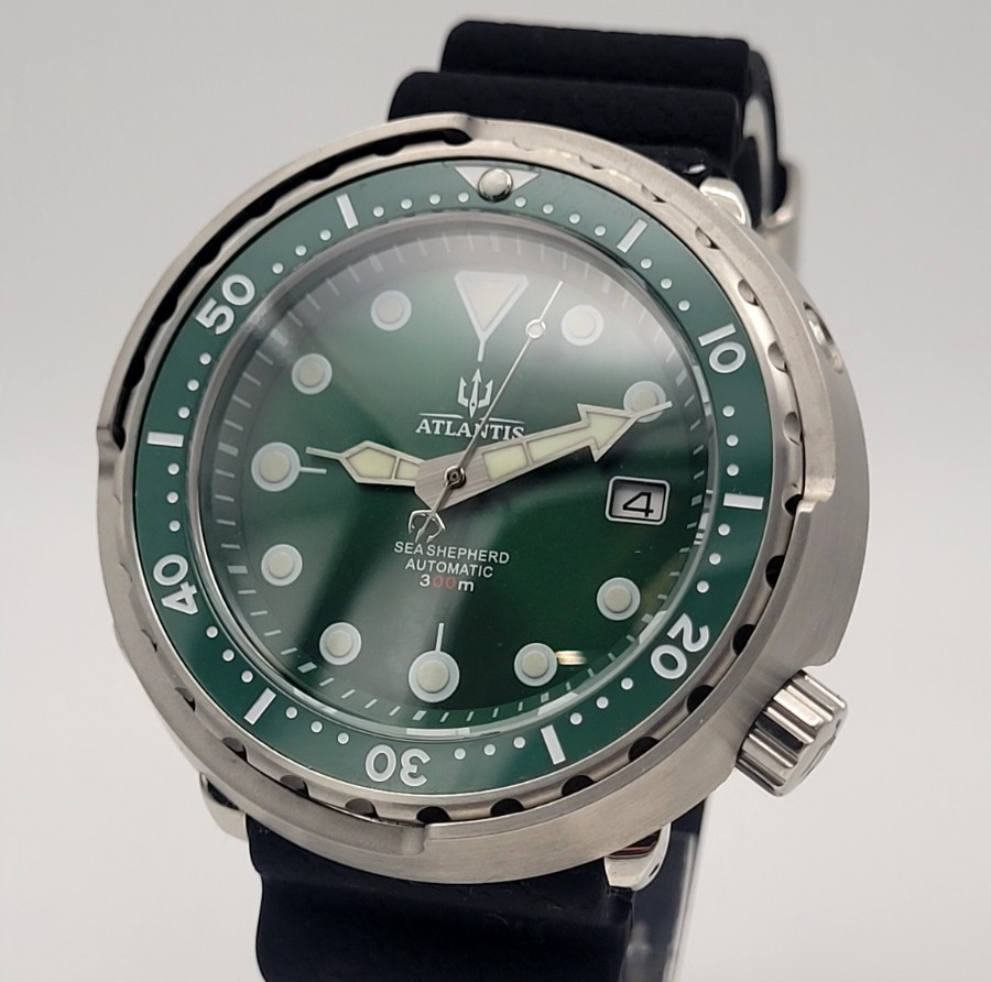 Automatic Diver Watch 300M Green Dial Steel Case Date Rubber Strap Atlantis2