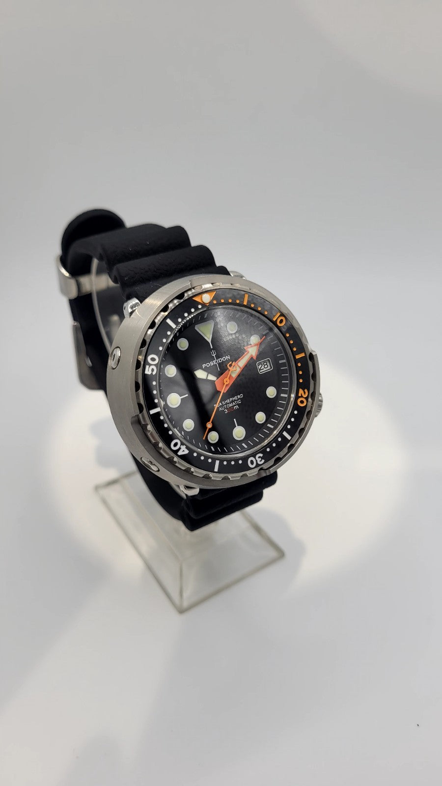 POSEIDON Automatic Dive Watch 300M NH35 Sapphire Steel Black Orange Diver12
