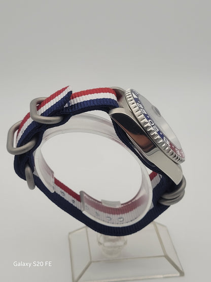 Custom 40mm Red White Blue Divers Watch Seiko TMI Nh35 Auto Movt 100m GB USA.5