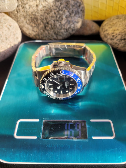Mens 40mm Custom Black Blue  Watch Seiko TMI NH35 Automatic Divers 100m BATMAN12