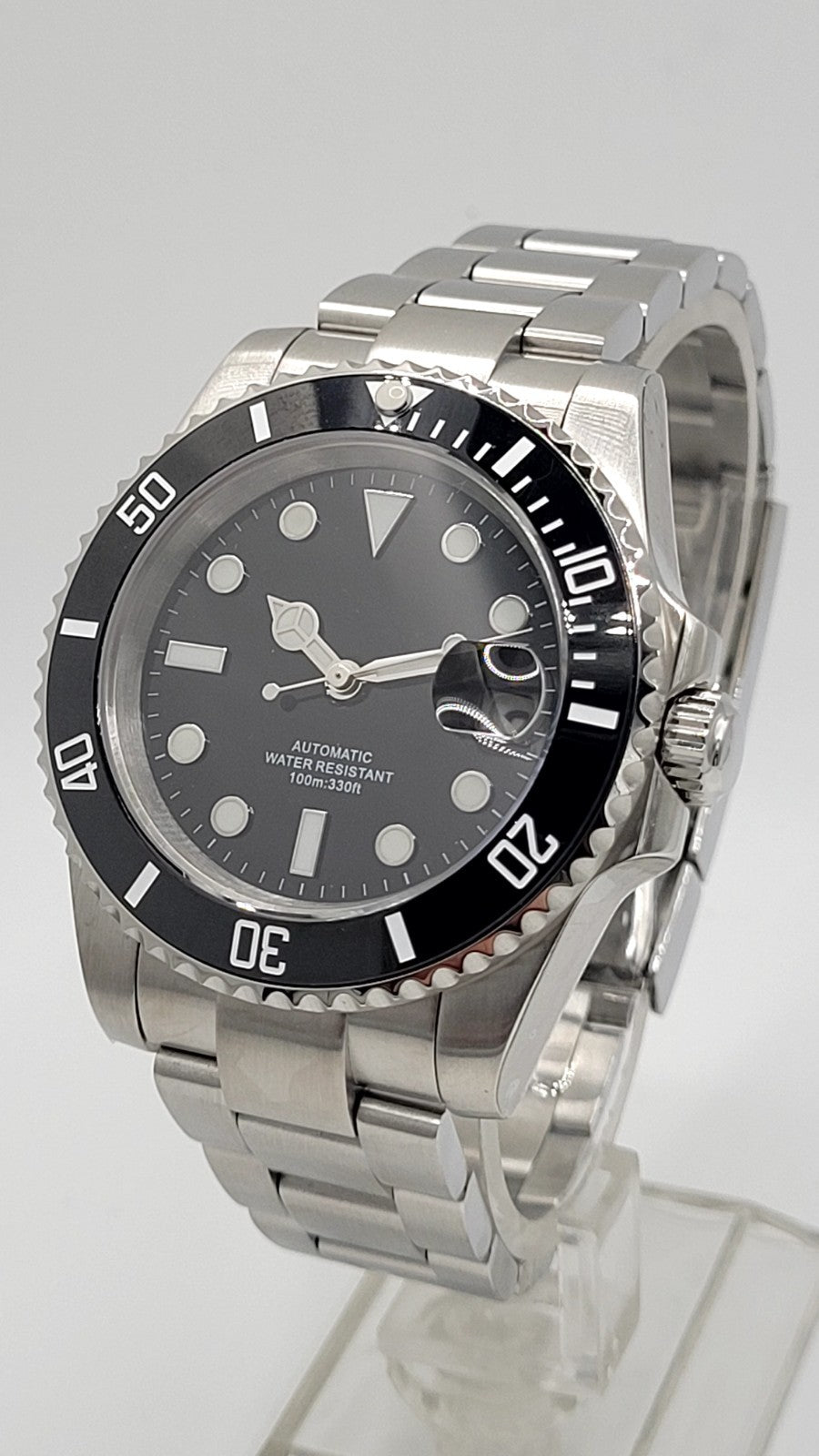 Automatic Mens Watch Black Dial Steel Bracelet Luminous Date 100m Diver10