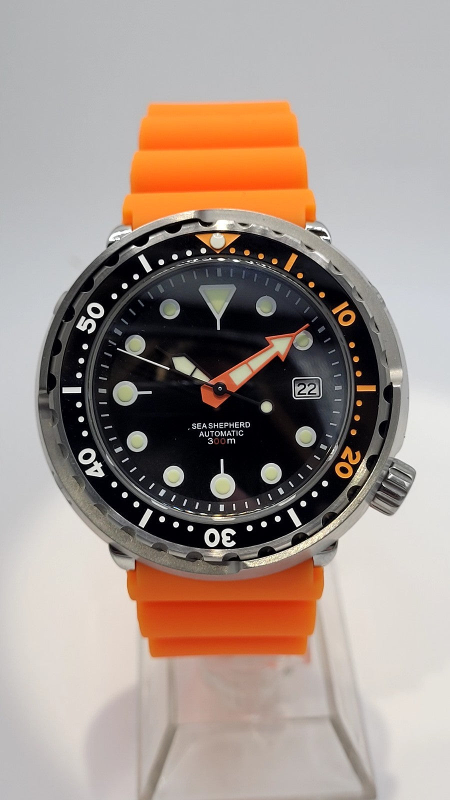 Automatic Tuna Diver Watch Orange Rubber Sapphire Crystal 300M Ceramic13