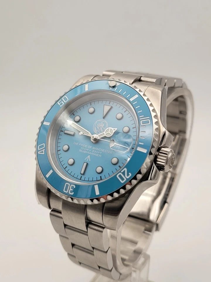 Manchester City THE PRIDE OF MANCHESTER Automatic Divers Watch FOOTBALL